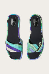 Yummy Sandals
WOMAN Pucci