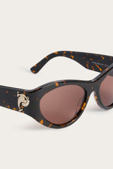 Pucci Cat-Eye Sunglasses
WOMAN Pucci