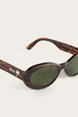 Oval Sunglasses
WOMAN Pucci