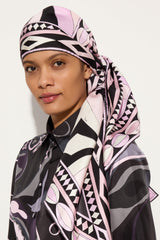 Collane Print Triangle Silk Scarf
WOMAN Pucci