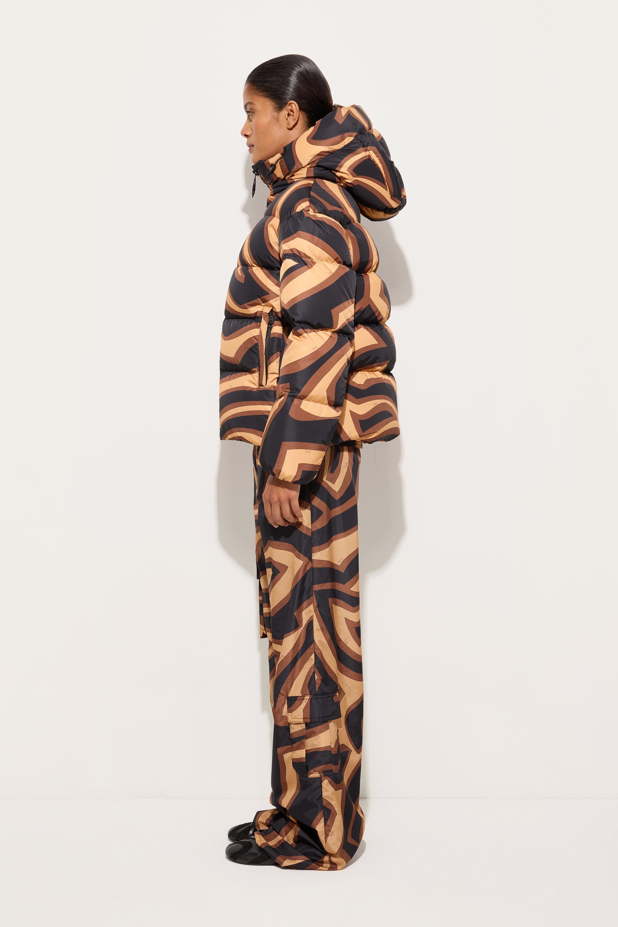Labirinto Print Down Jacket
 WOMAN Pucci