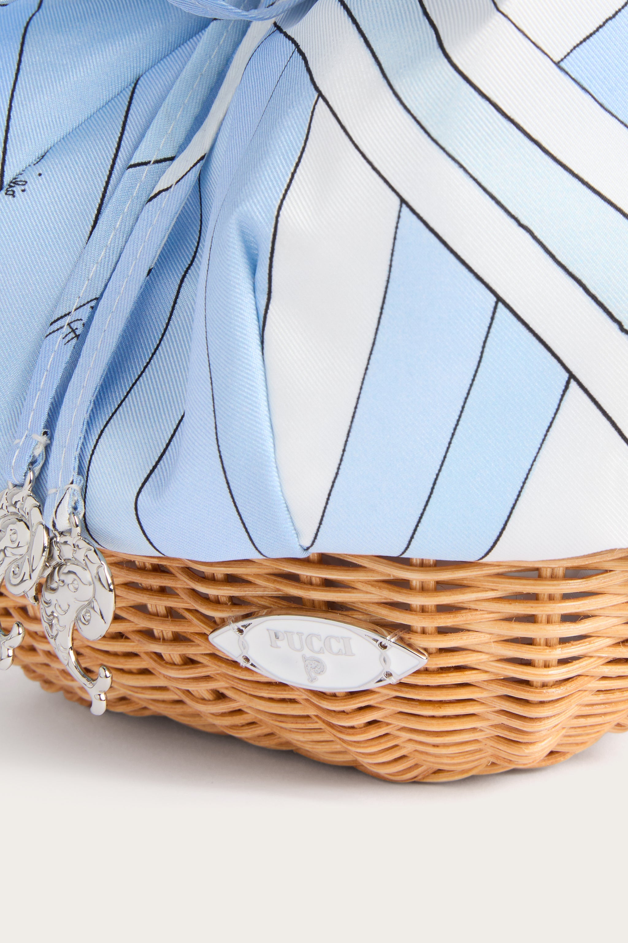 Pucci Picnic Bag
 WOMAN Pucci