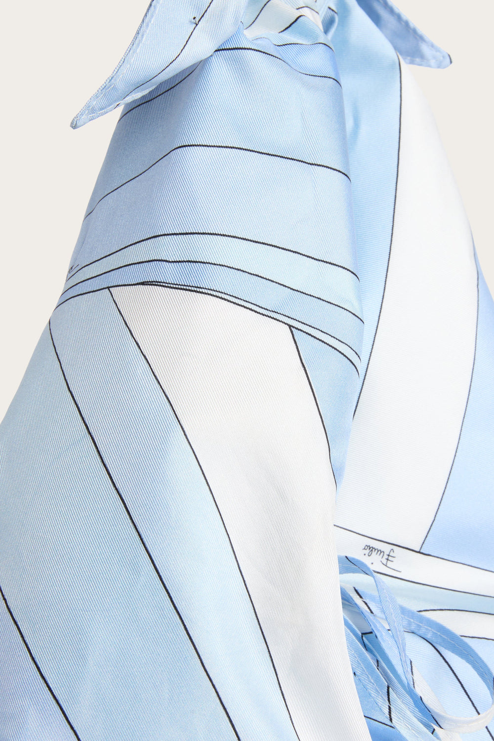 Pucci Picnic Bag
 WOMAN Pucci