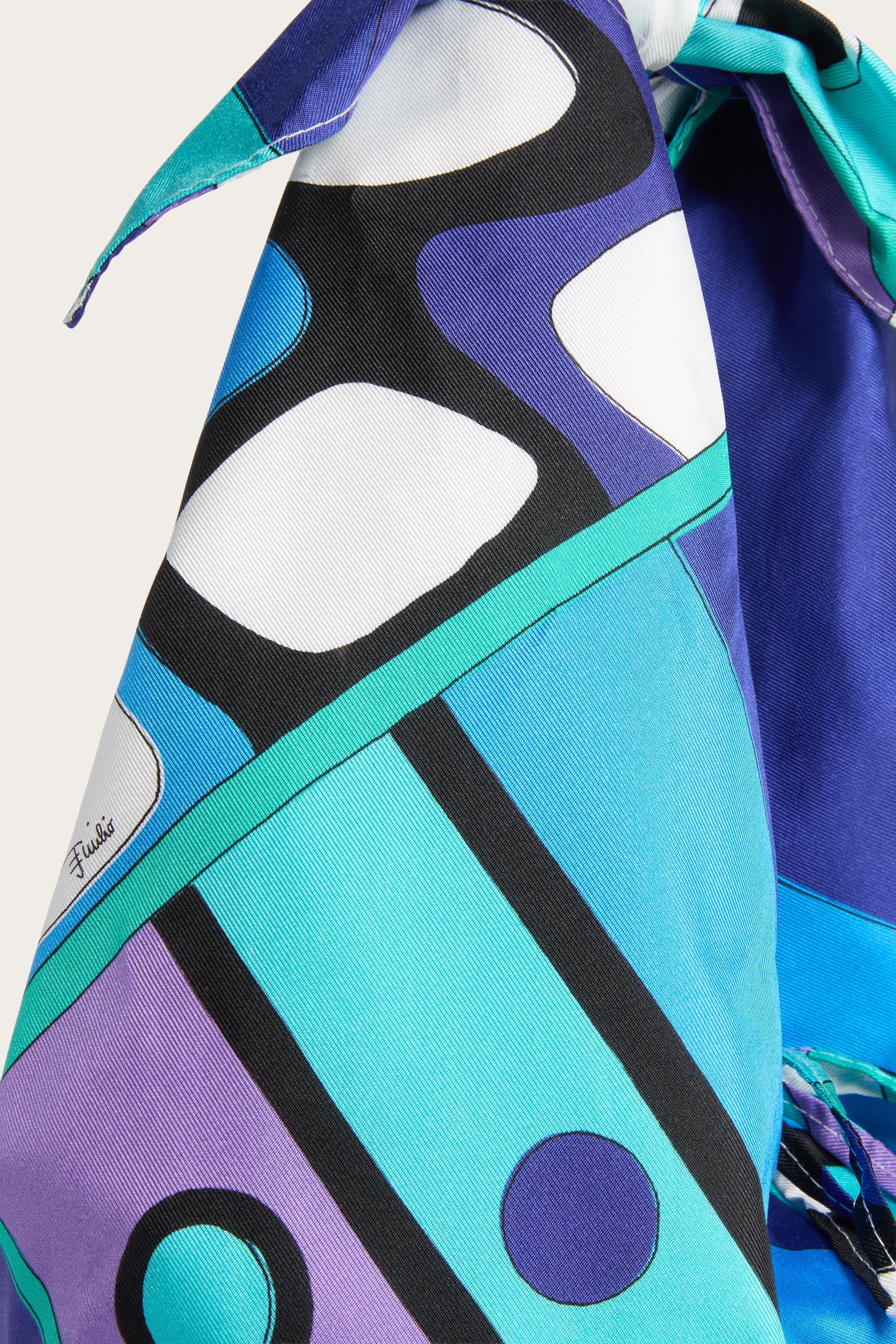 Pucci Picnic Bag
 WOMAN Pucci