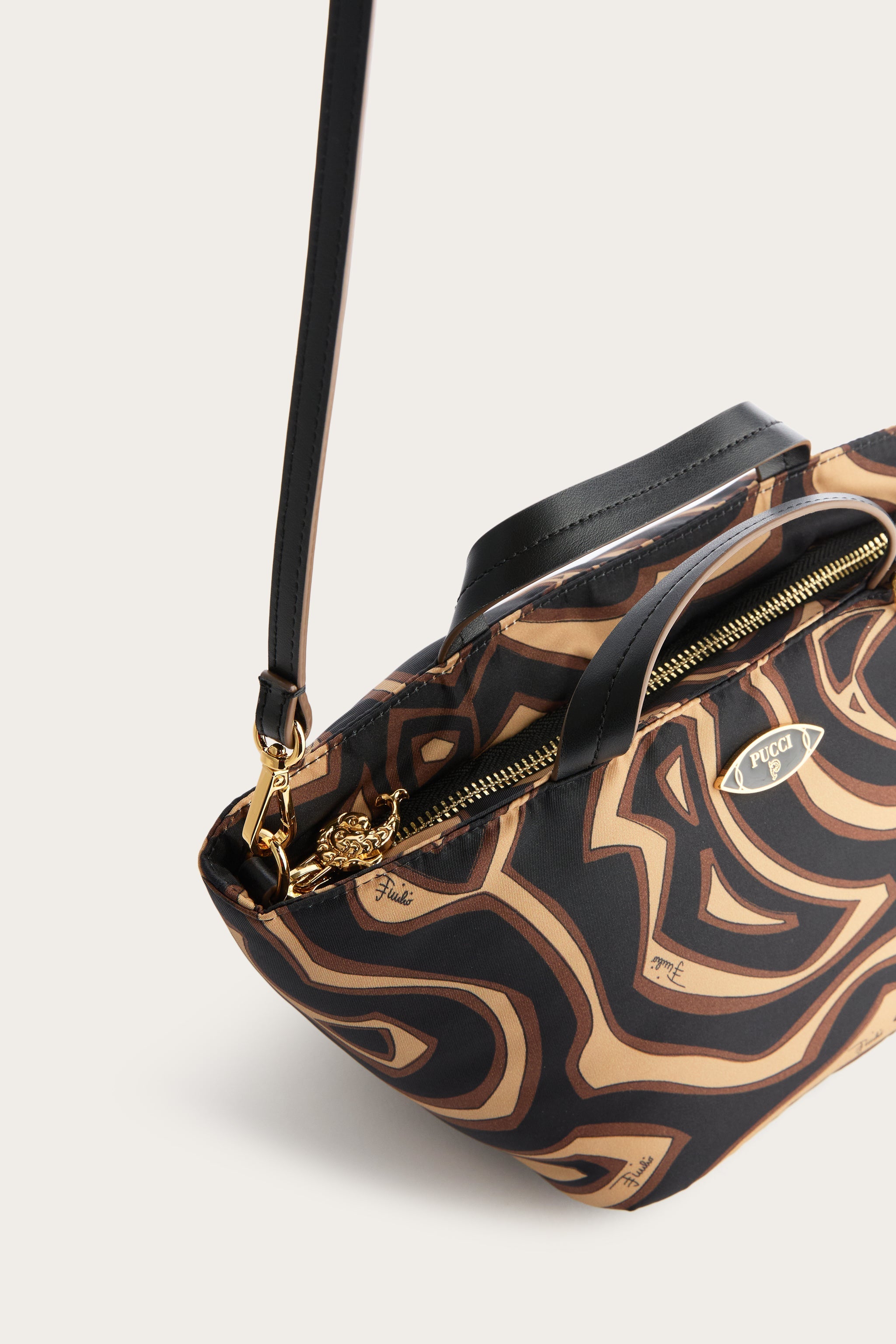 Yummy Handbag
 WOMAN Pucci
