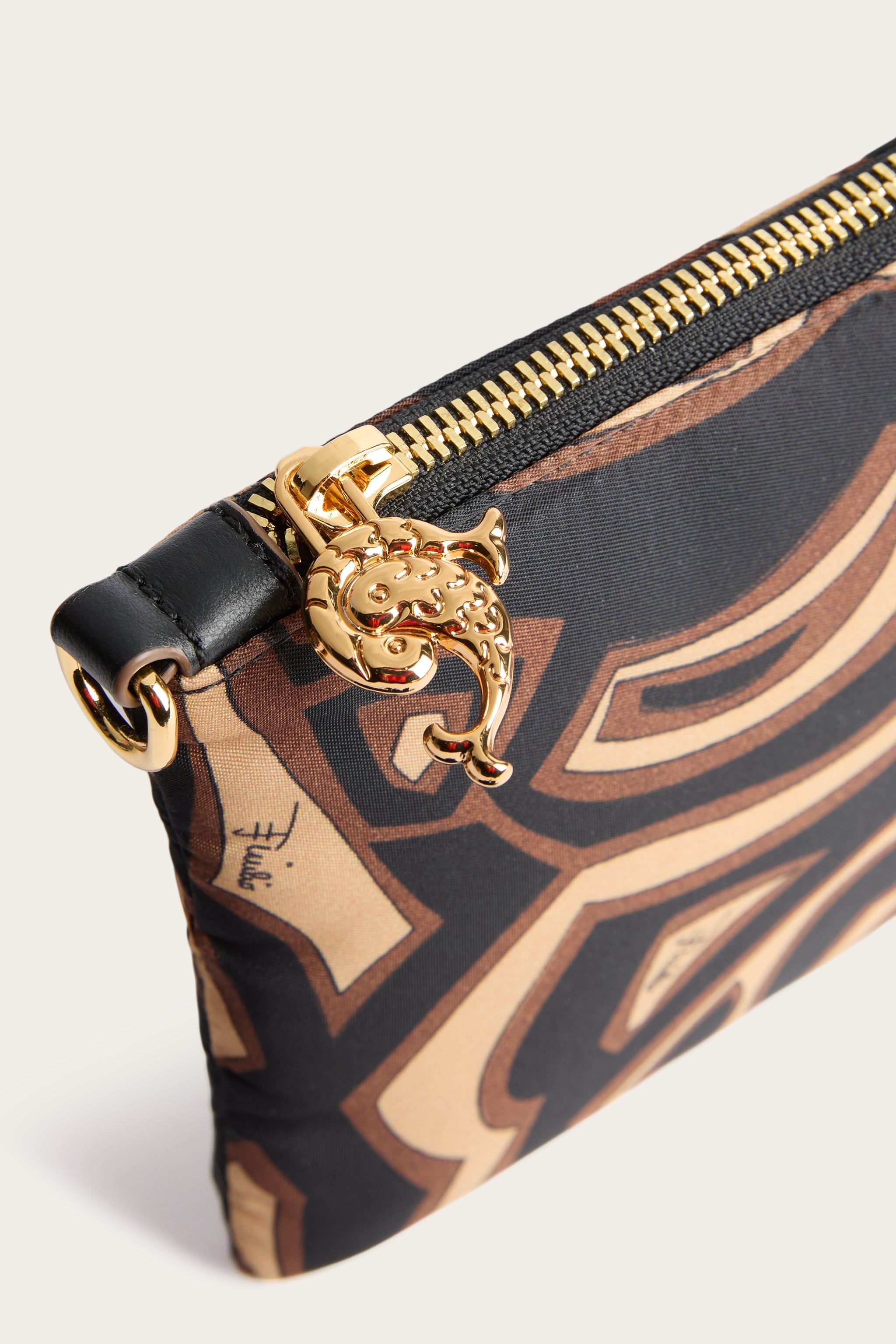 Yummy Clutch Bag
 WOMAN Pucci