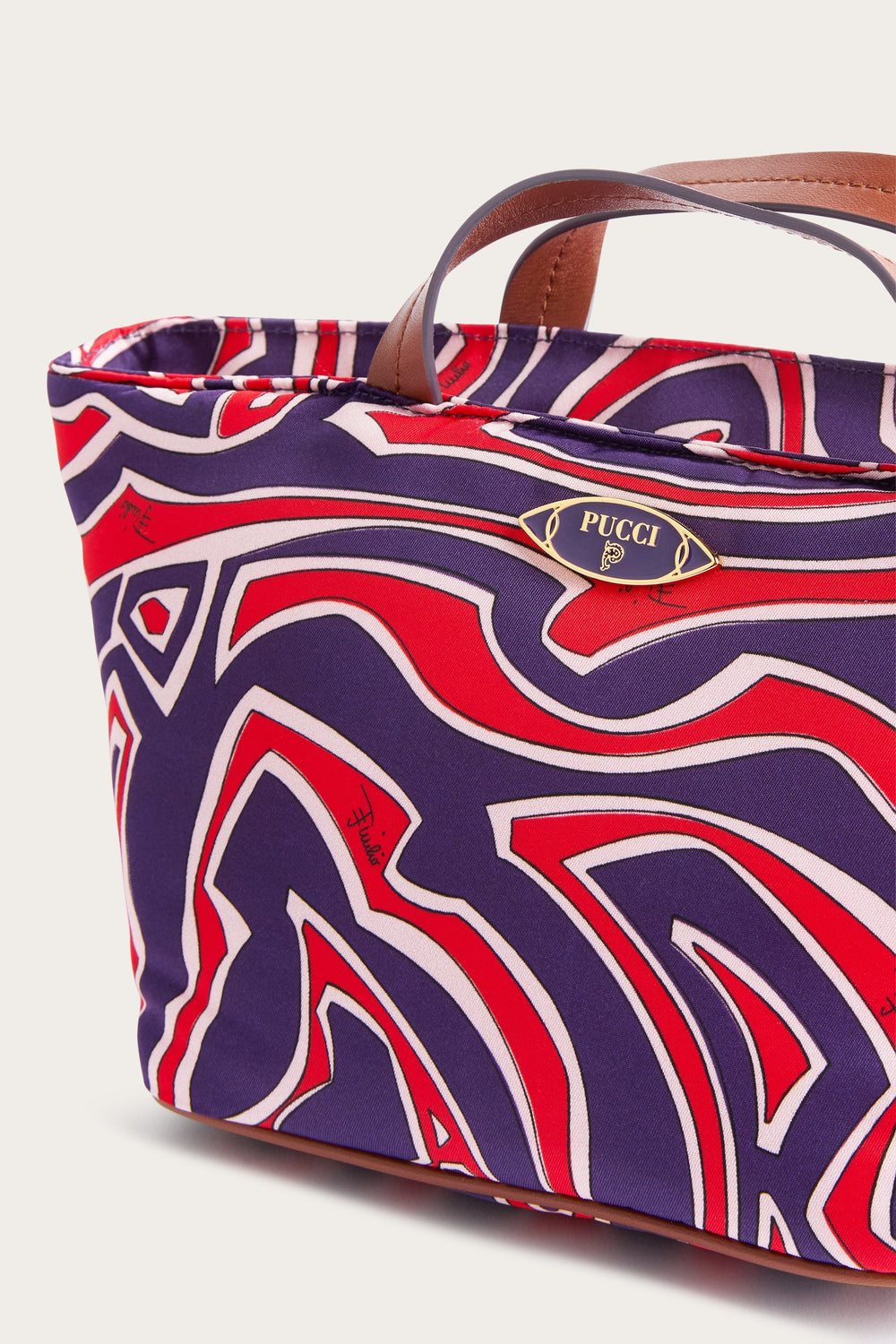 Yummy Handbag
 WOMAN Pucci