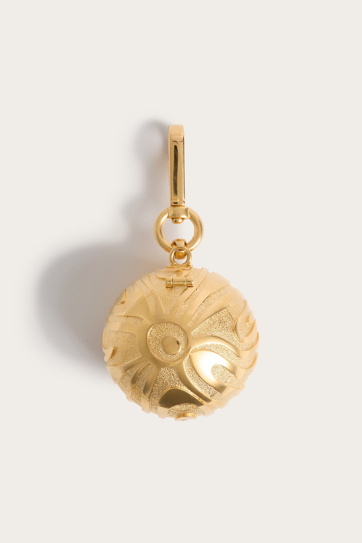 Ashtray Keychain
 WOMAN Pucci