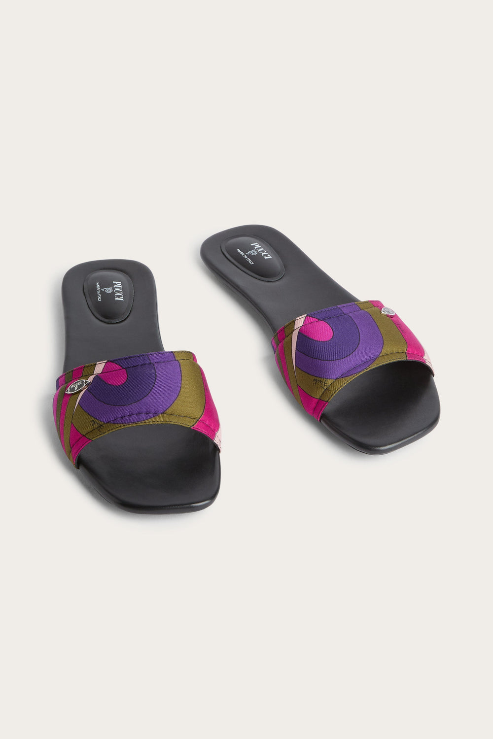 Yummy Sandals
 WOMAN Pucci
