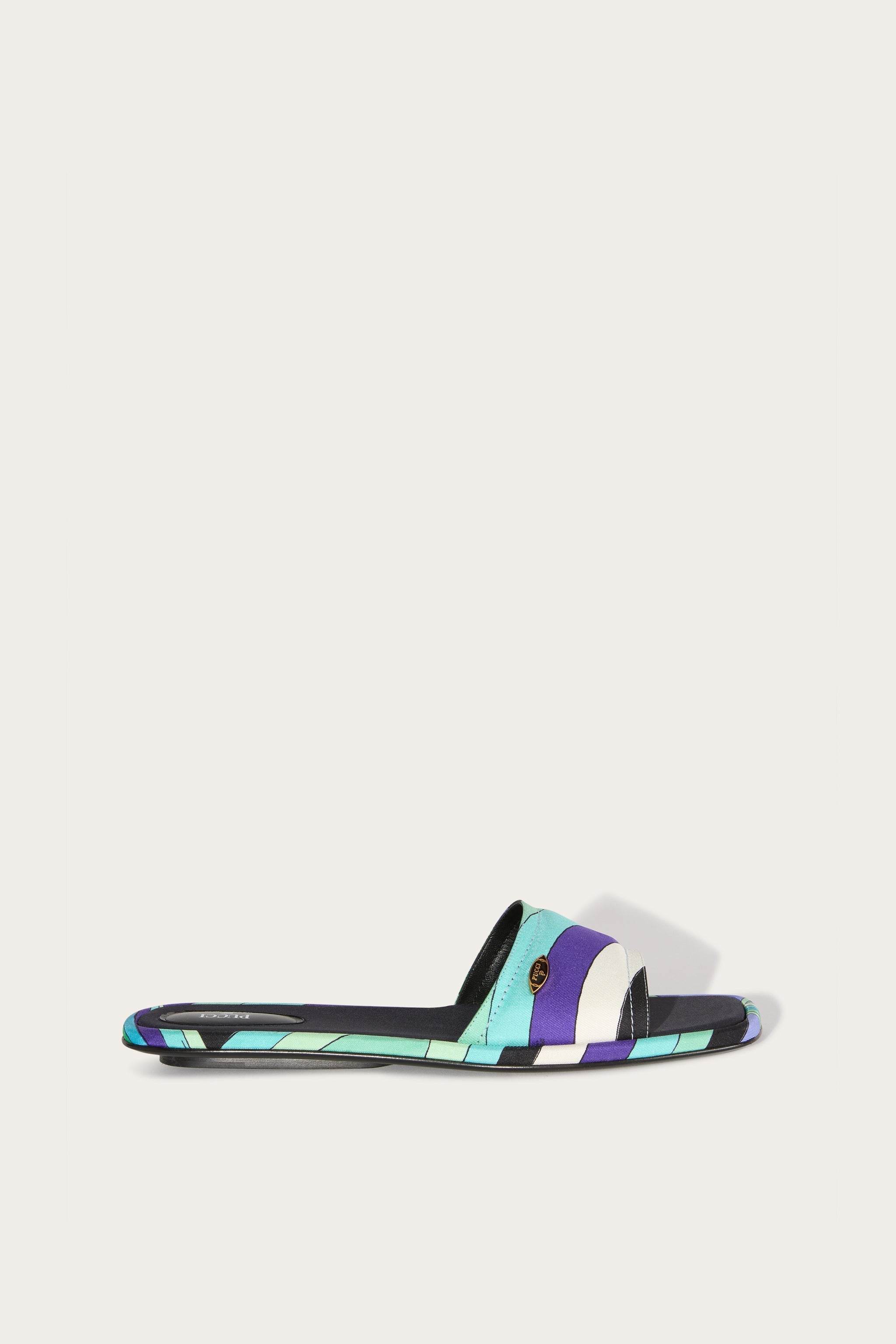 Yummy Sandals
 WOMAN Pucci