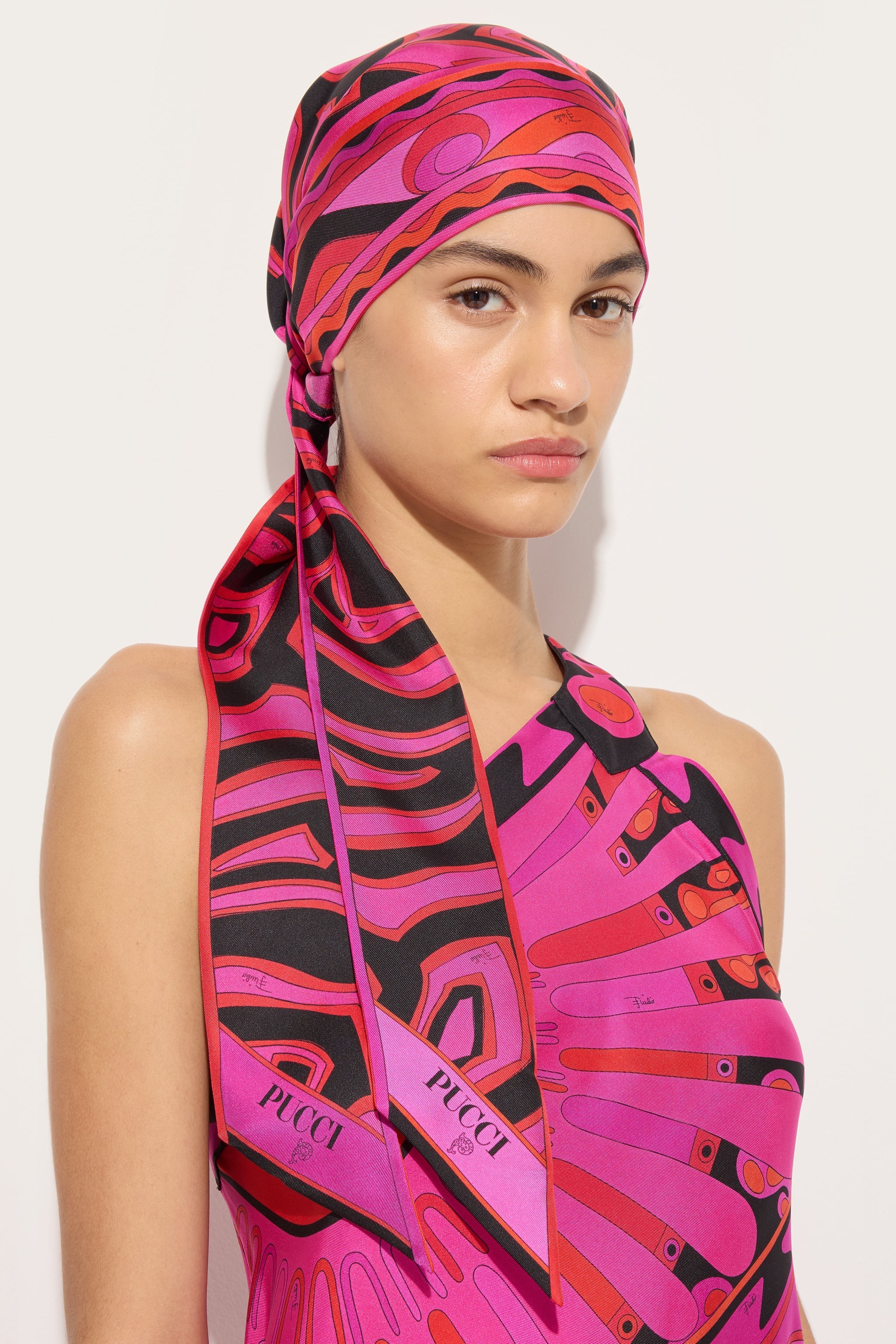 Labirinto Print Silk Triangle Scarf
 WOMAN Pucci