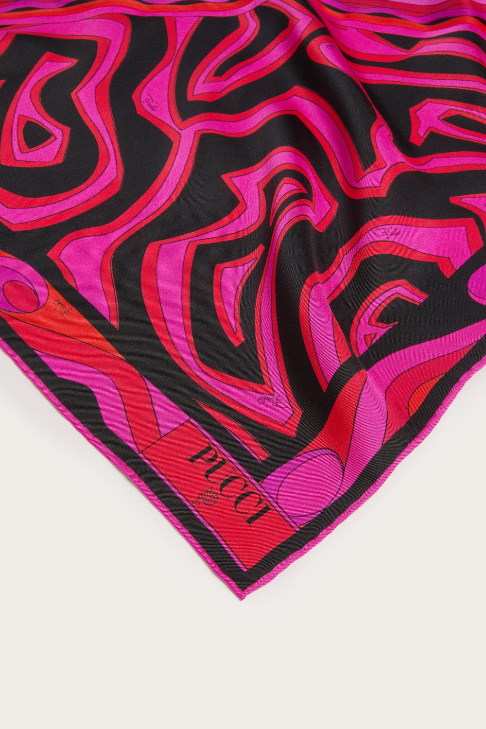 Labirinto Print Silk Triangle Scarf
 WOMAN Pucci