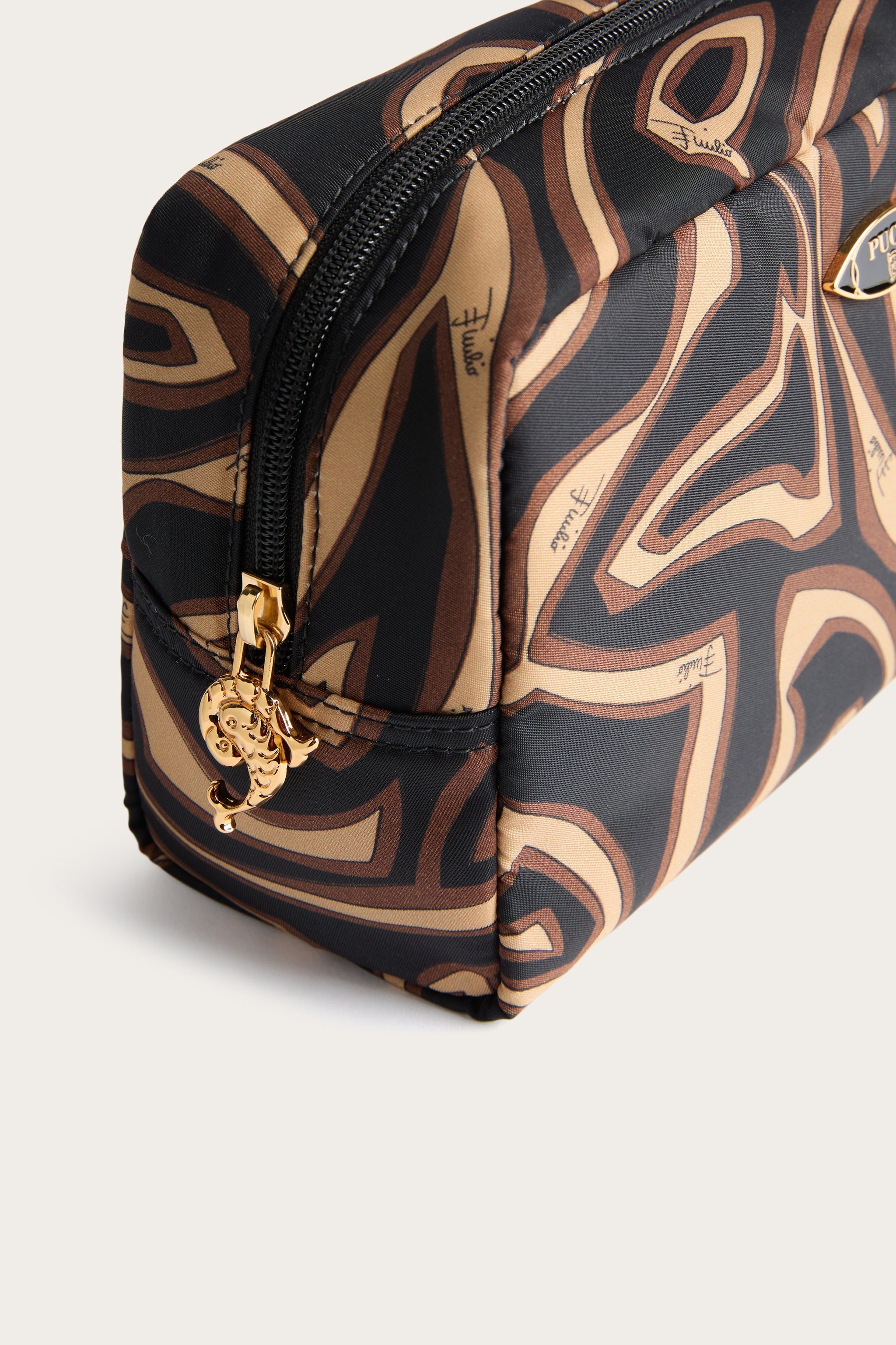 Yummy Big Beauty Case
 WOMAN|LIFESTYLE Pucci