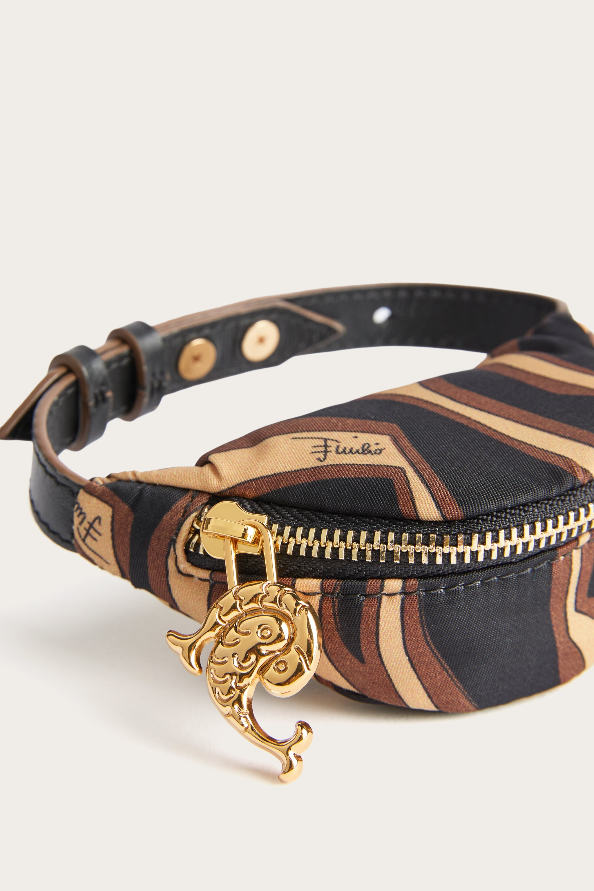 Yummy Coin Purse
 WOMAN Pucci
