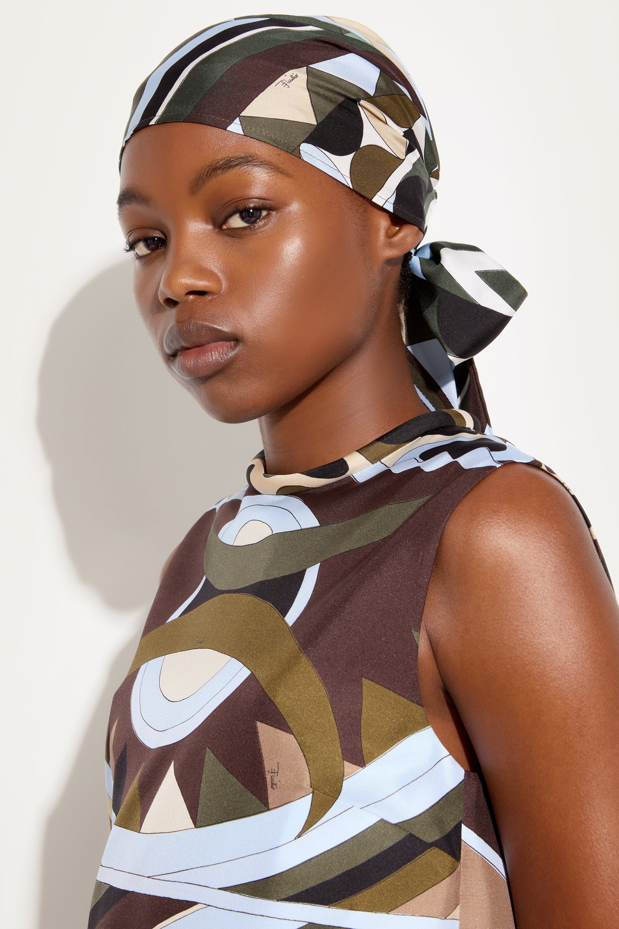 Manuba Print Silk Bandana Hat
 WOMAN Pucci
