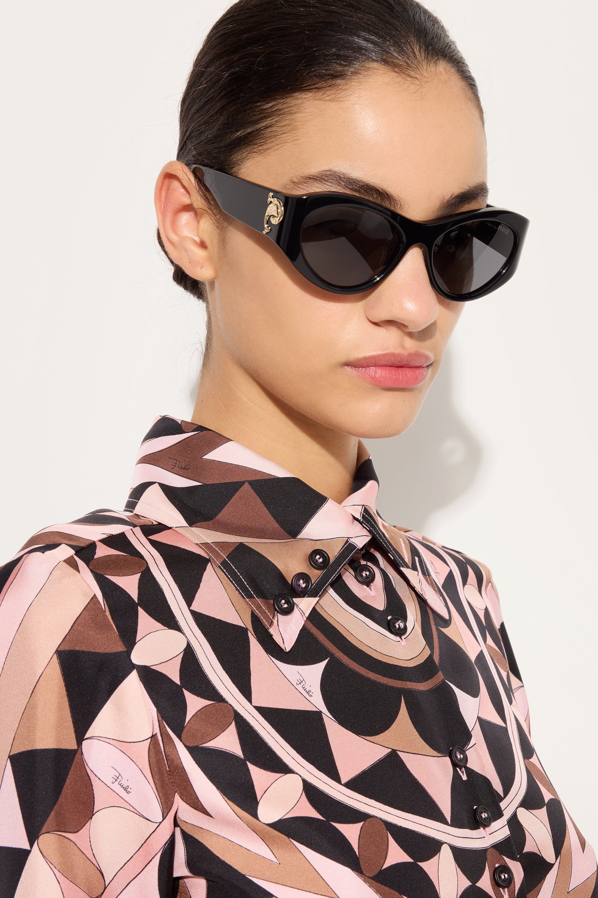 Pucci Cat-Eye Sunglasses
 WOMAN Pucci