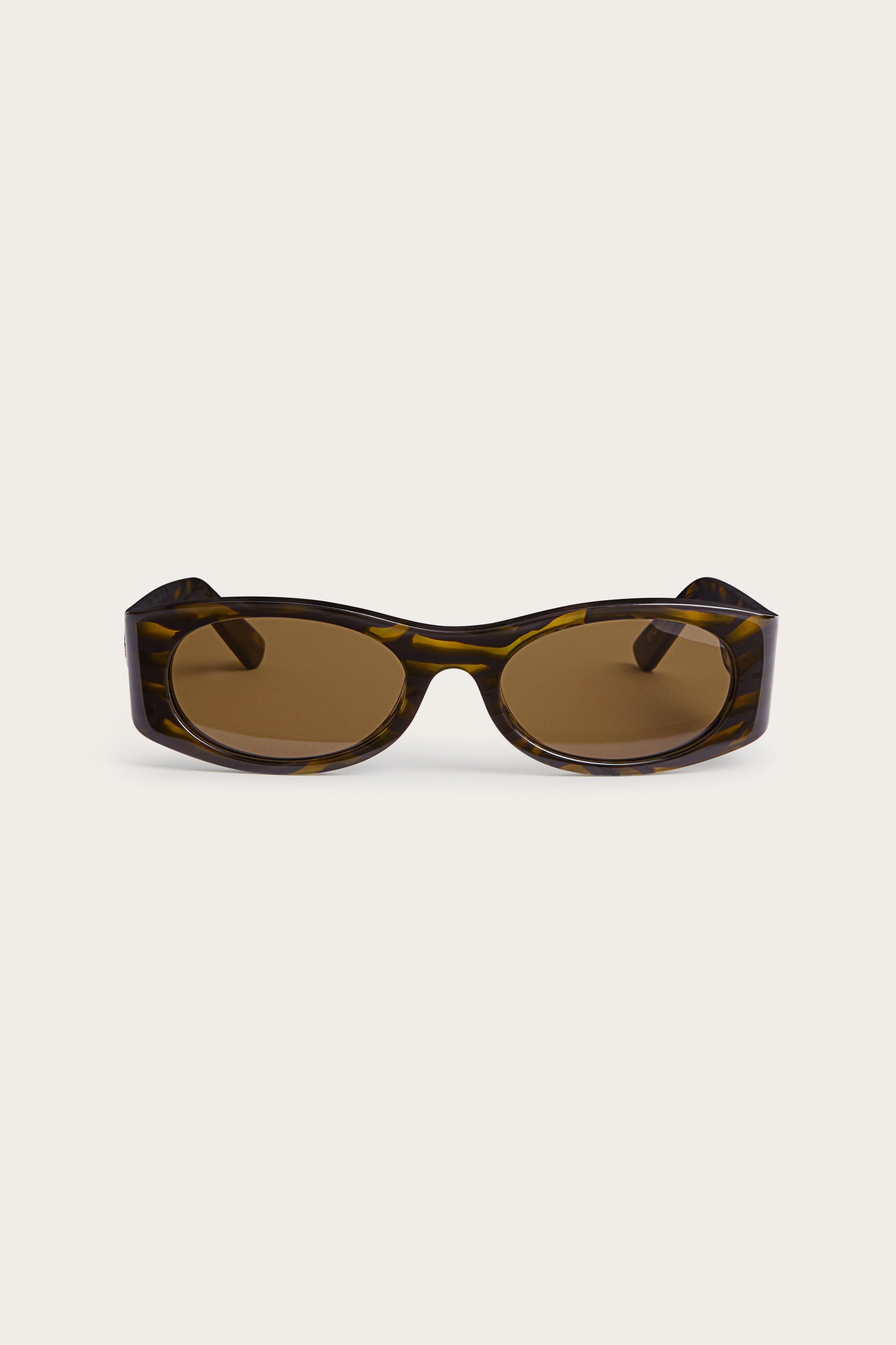 Oval Sunglasses
 WOMAN Pucci