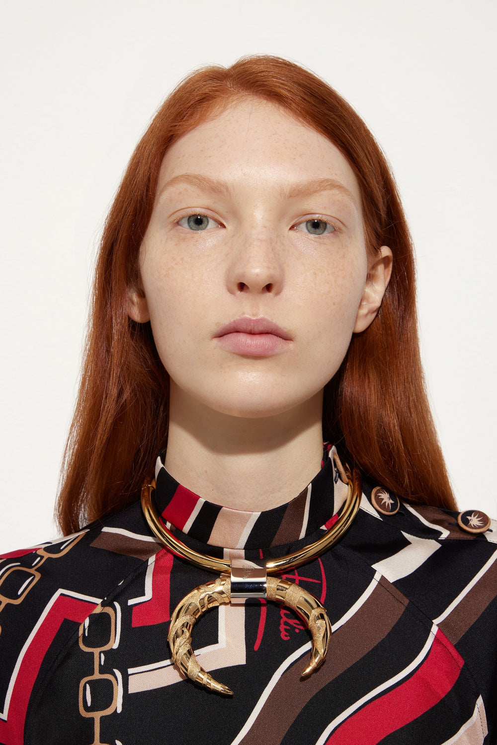 Horn Necklace with Marmo Texture
 WOMAN Pucci