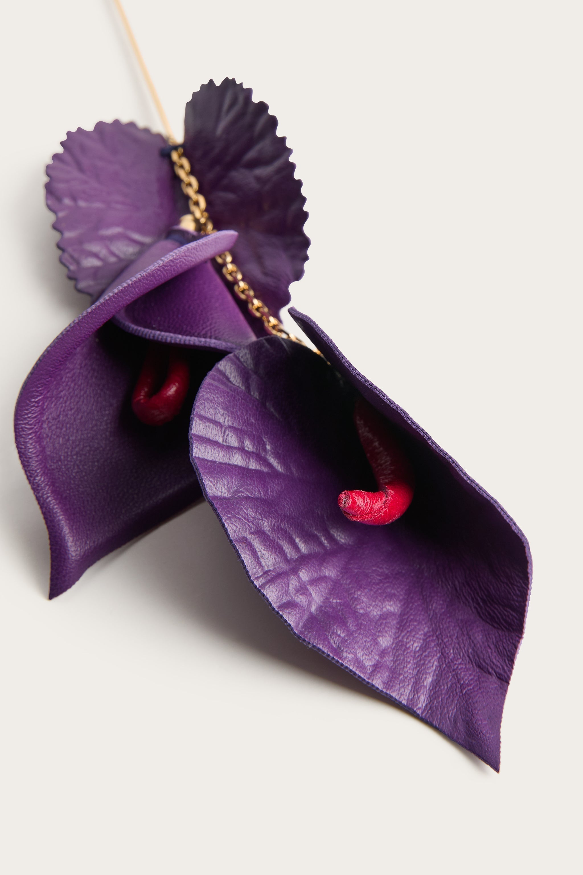 Leather Flowers Earring
 WOMAN Pucci