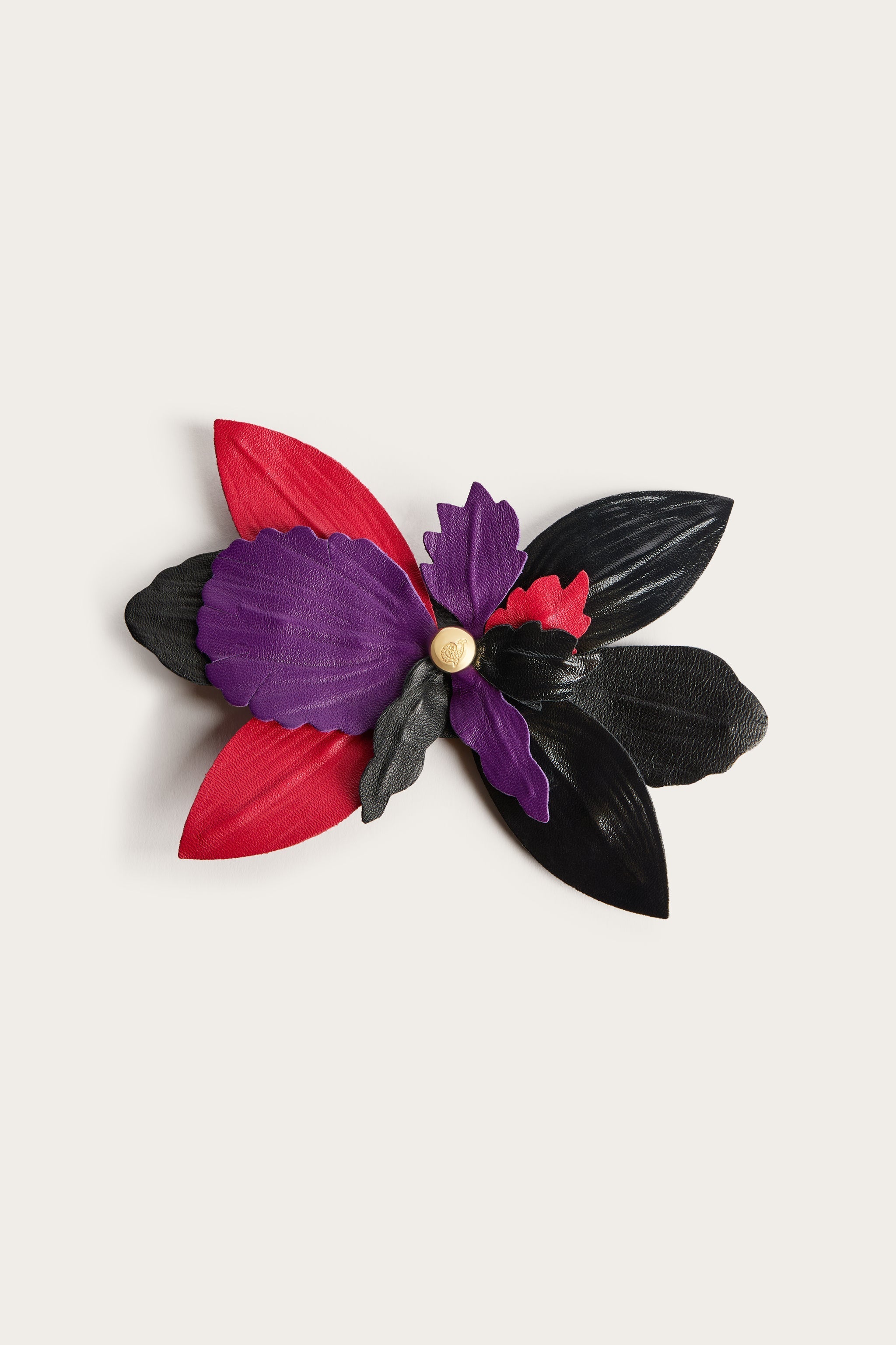 Leather Flower Brooch
 WOMAN Pucci