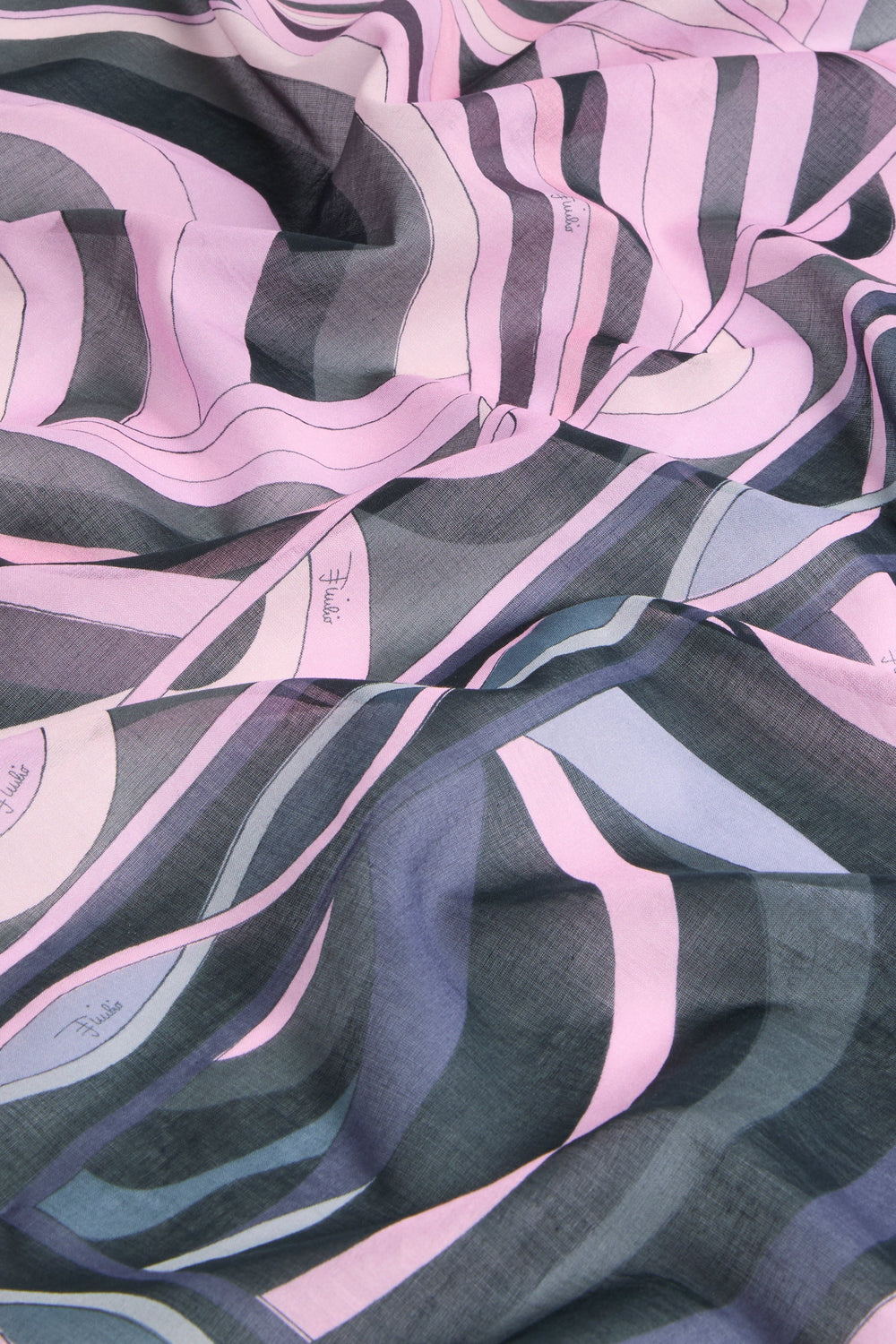 Sarong with Mixed Prints
 WOMAN Pucci
