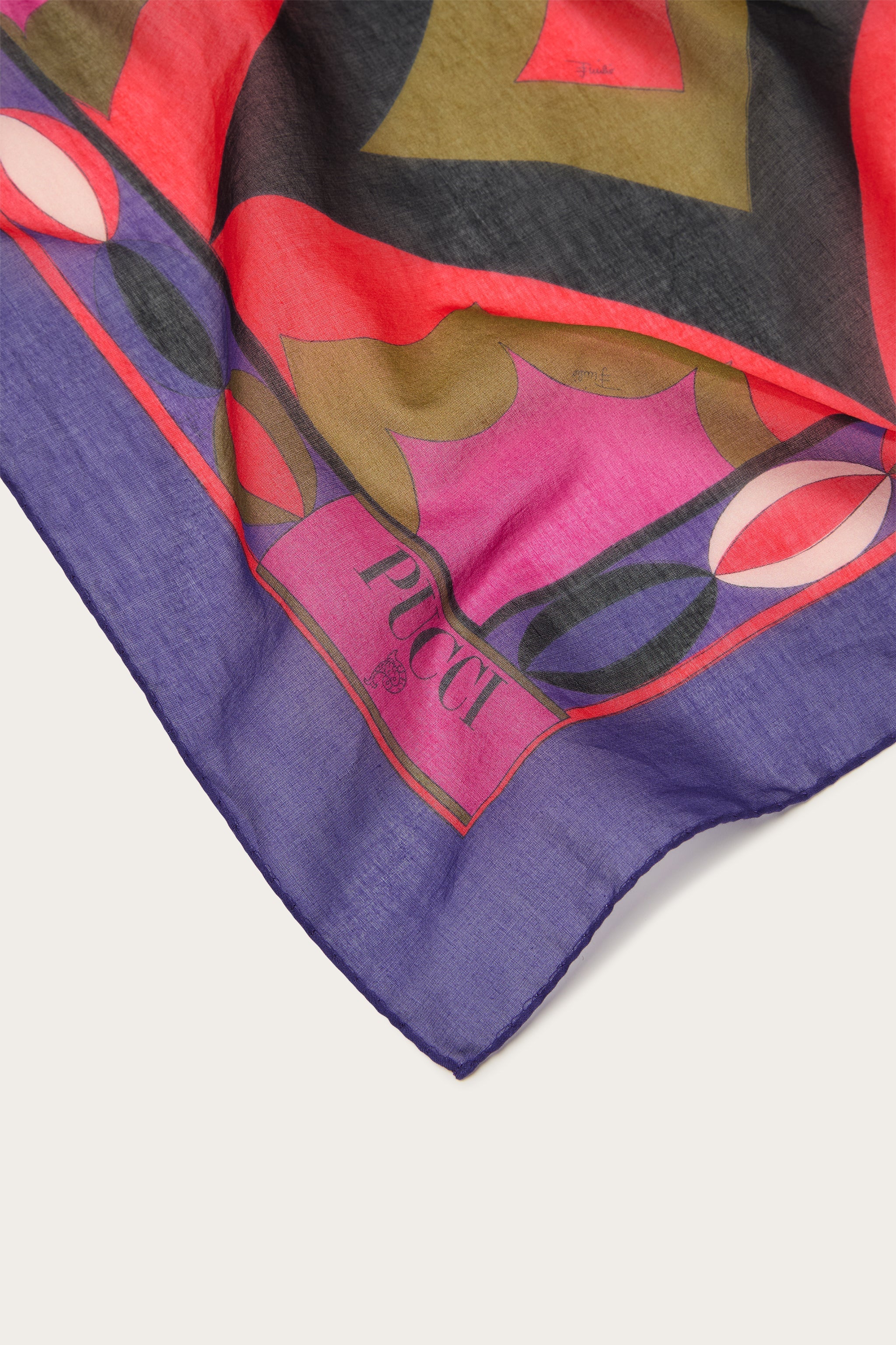 Sarong with Collane Print
 WOMAN Pucci