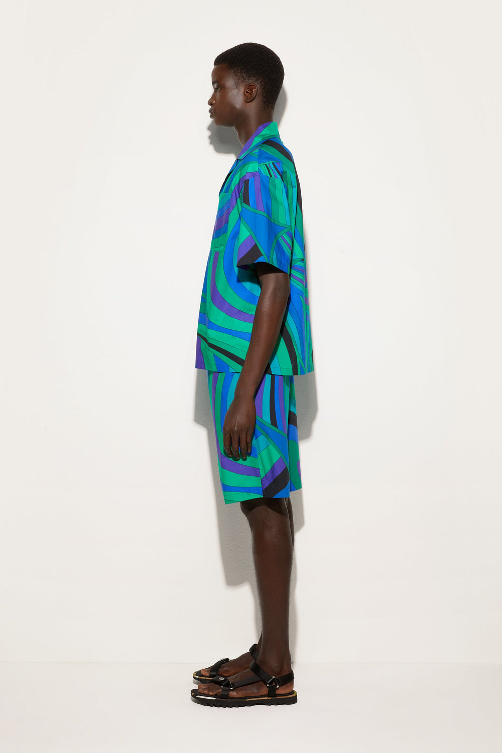 Iride Print Shorts
  Pucci