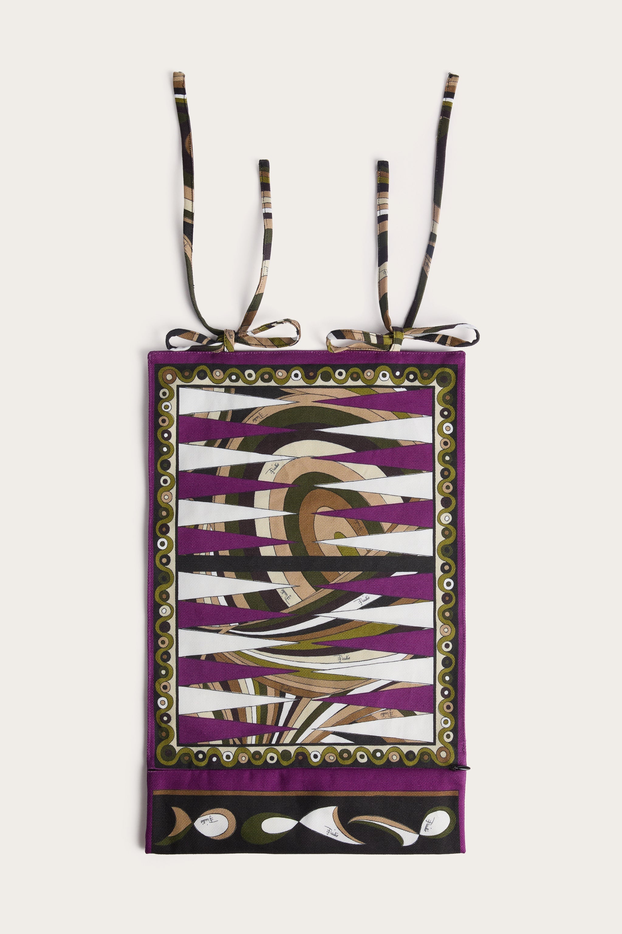 Portable Backgammon Playing Set
  Pucci