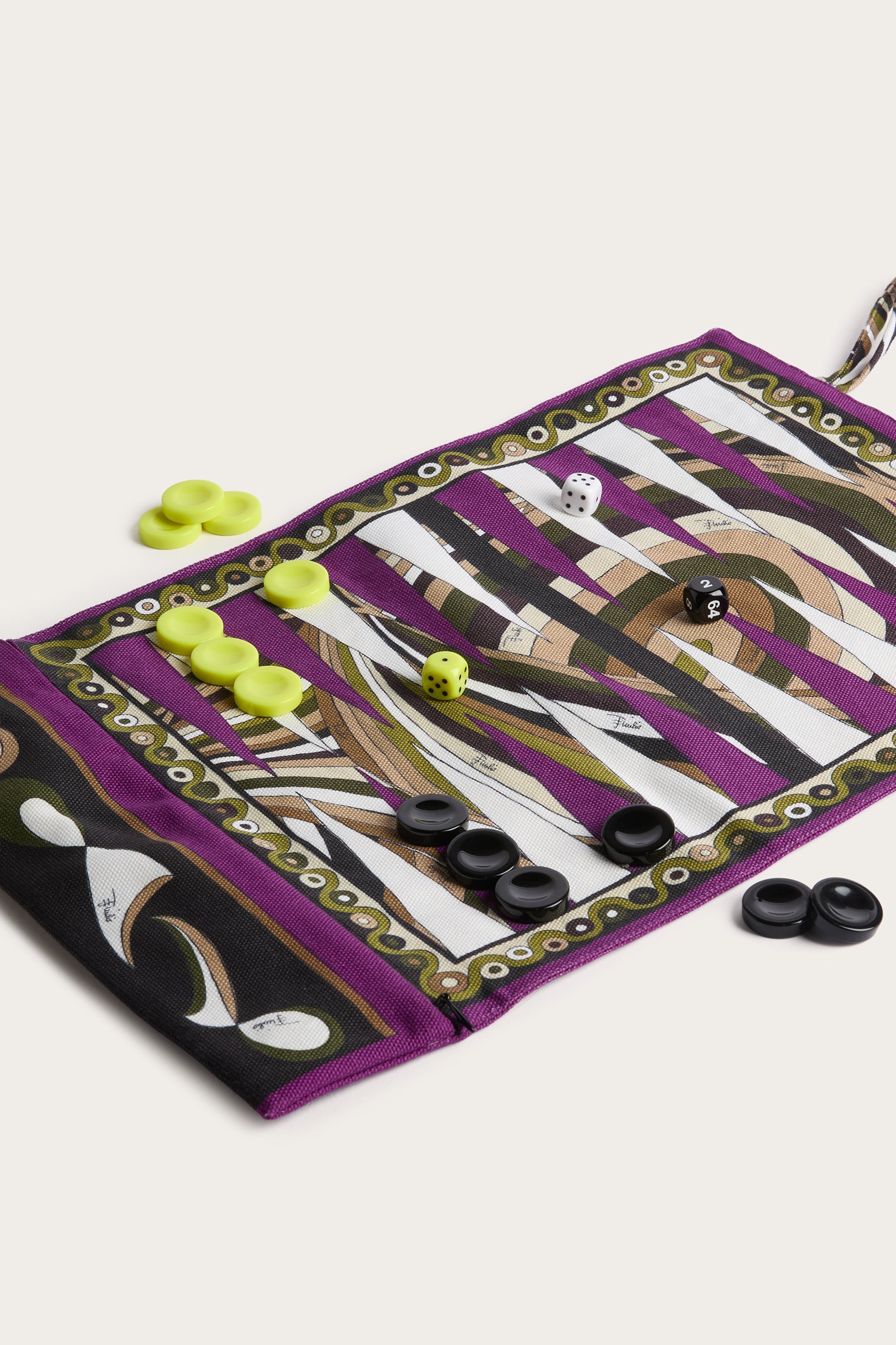 Portable Backgammon Playing Set
  Pucci