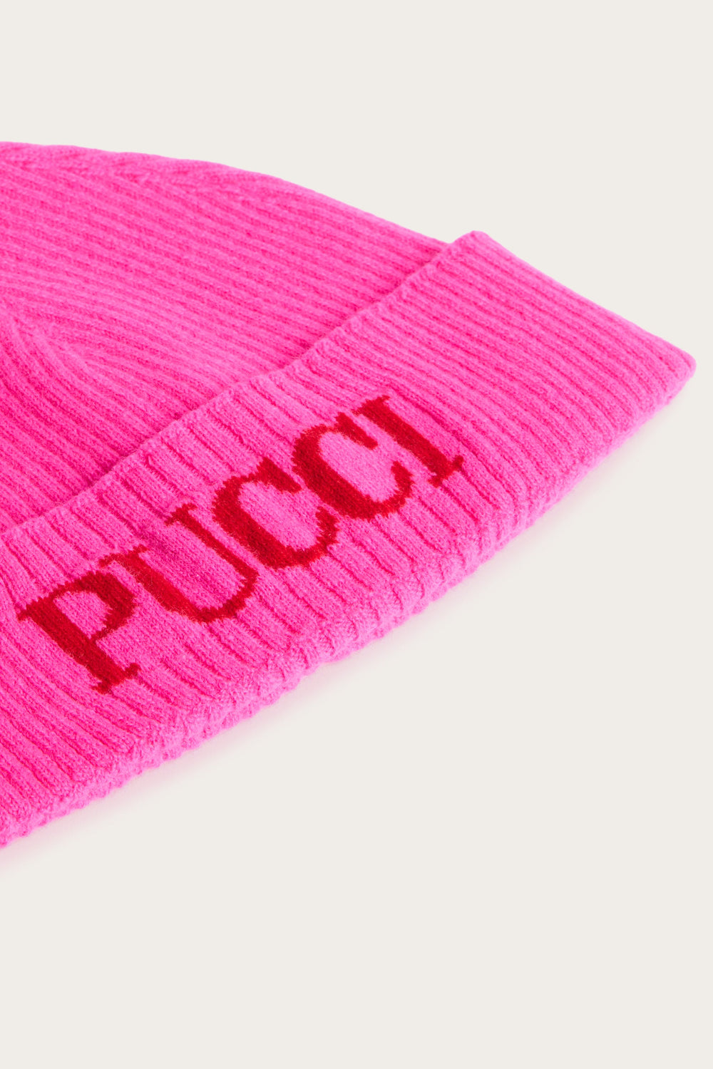 Logo Beanie
  Pucci