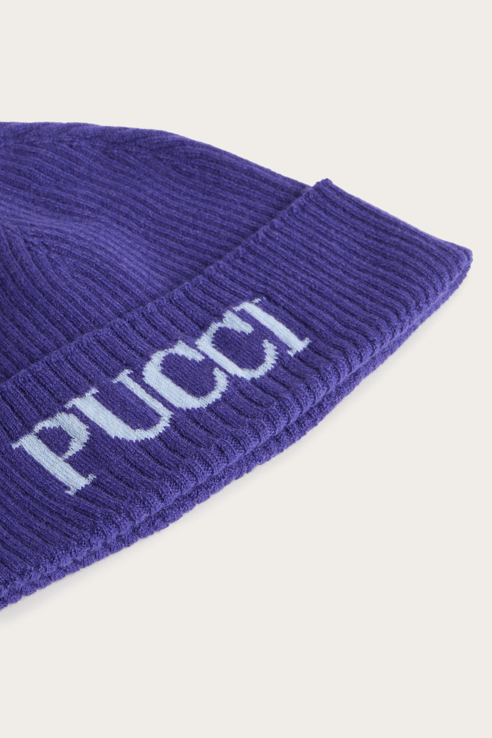 Logo Beanie
  Pucci