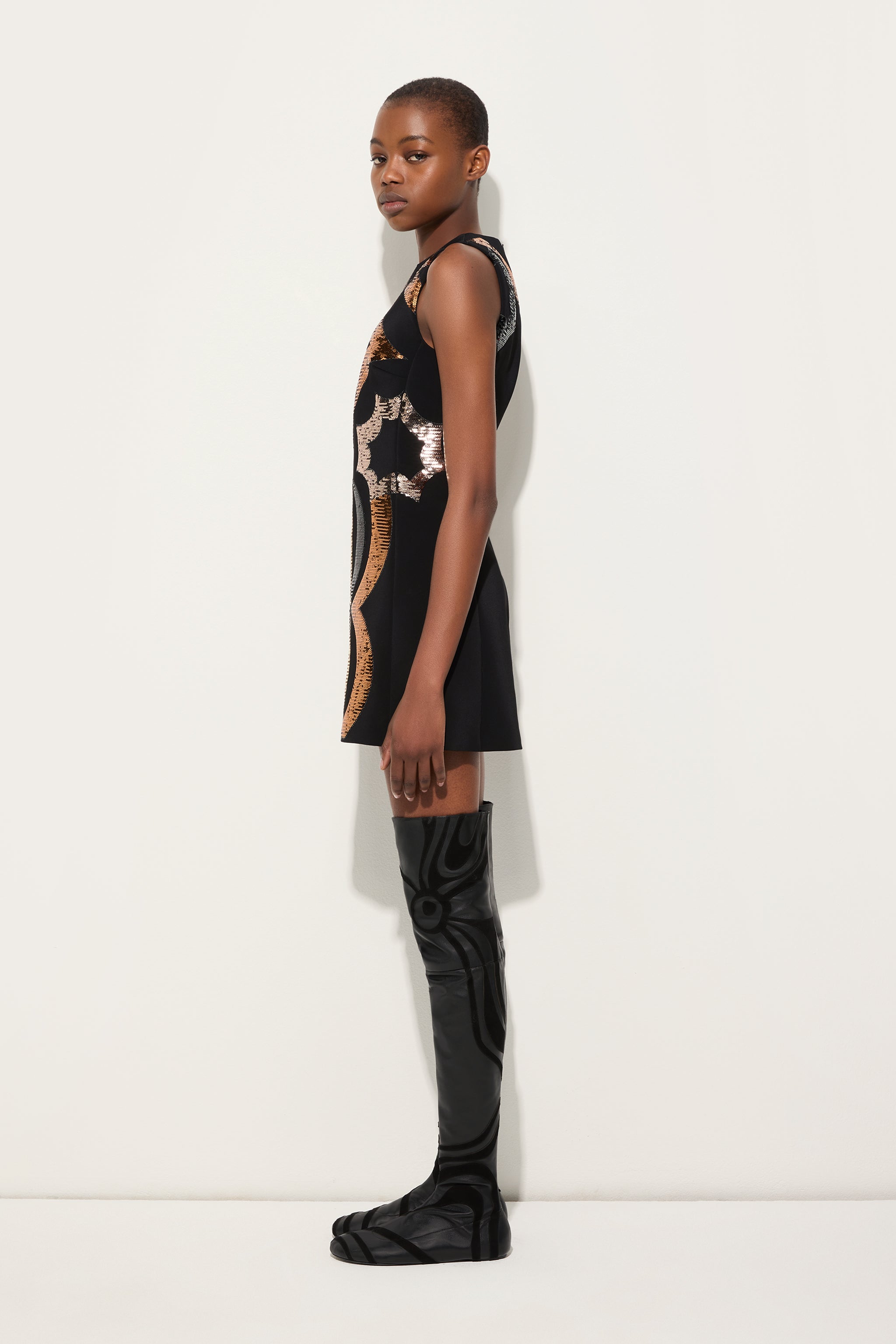 Sleeveless Dress with Collane Embroidery
 WOMAN Pucci