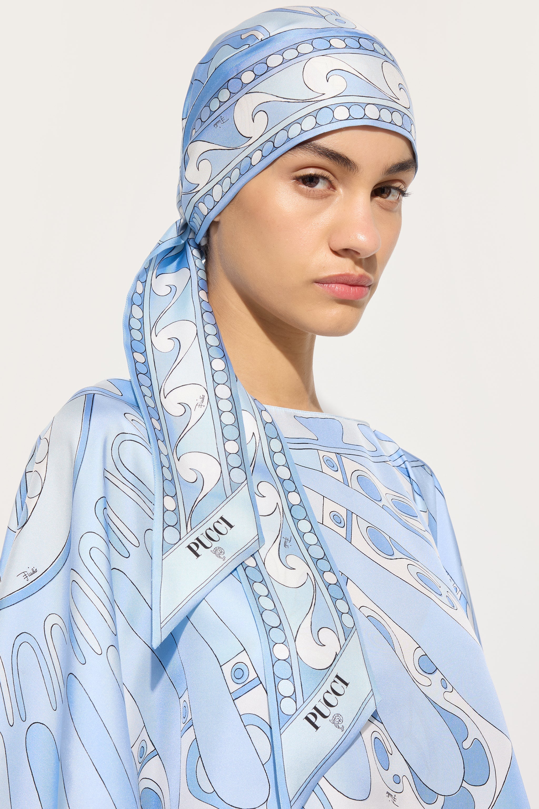 Orchidee Print Silk Triangle Scarf
 WOMAN Pucci