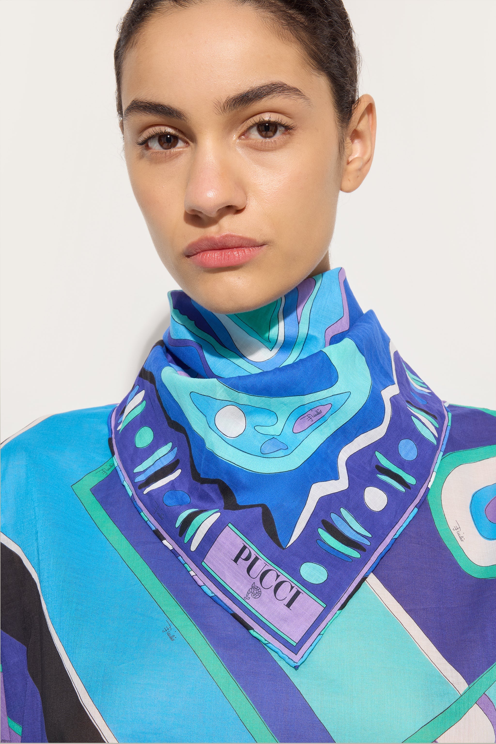 Angoli Print Cotton Carrè
 WOMAN Pucci