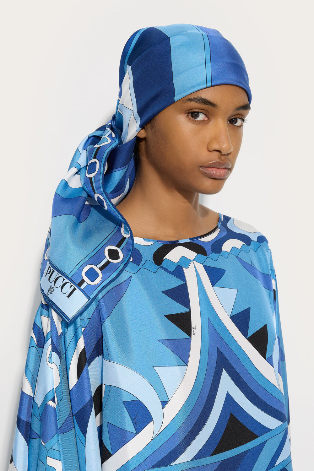 Vivara Print Silk Scarf
 WOMAN Pucci