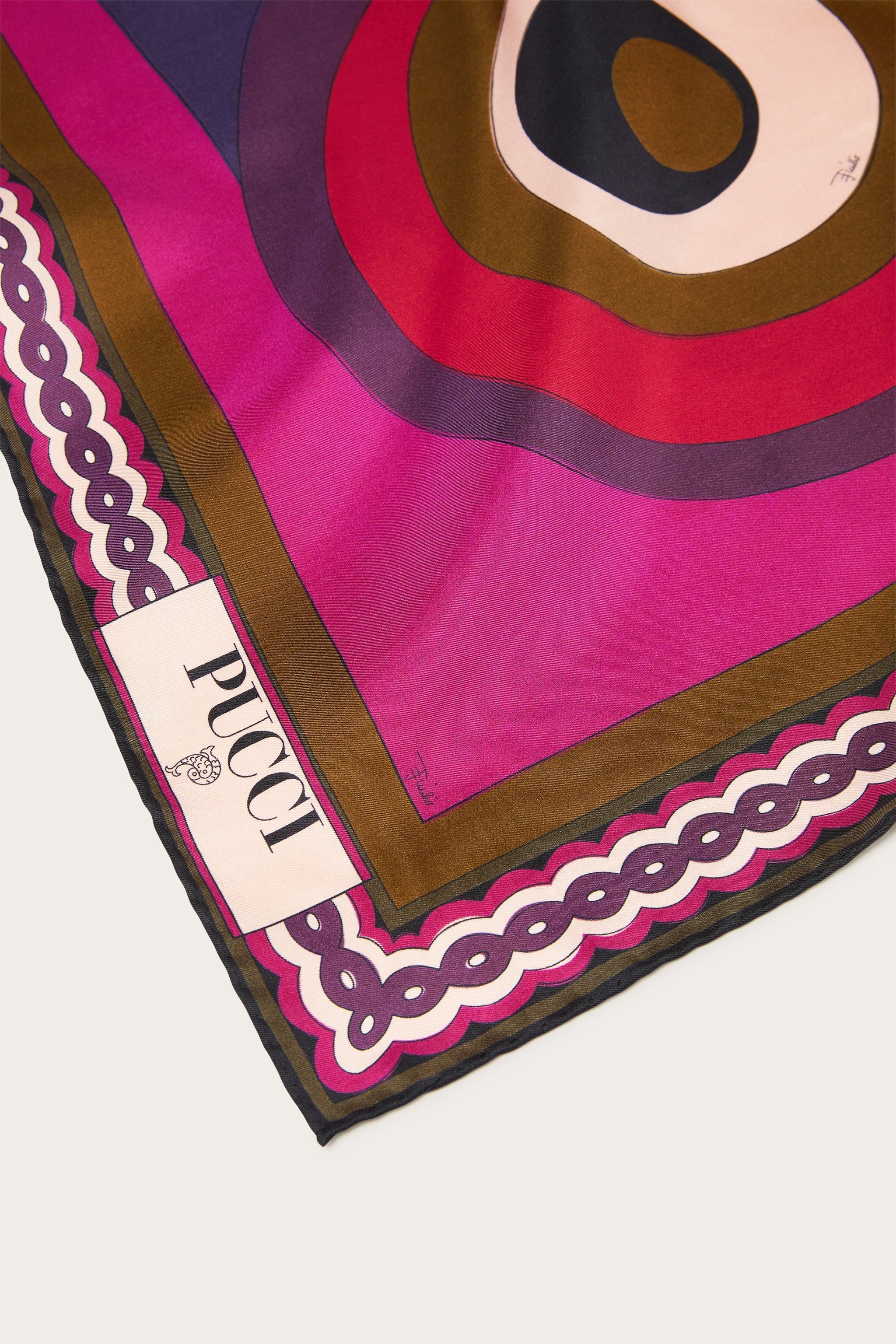 Hawaii Print Carre
 WOMAN Pucci