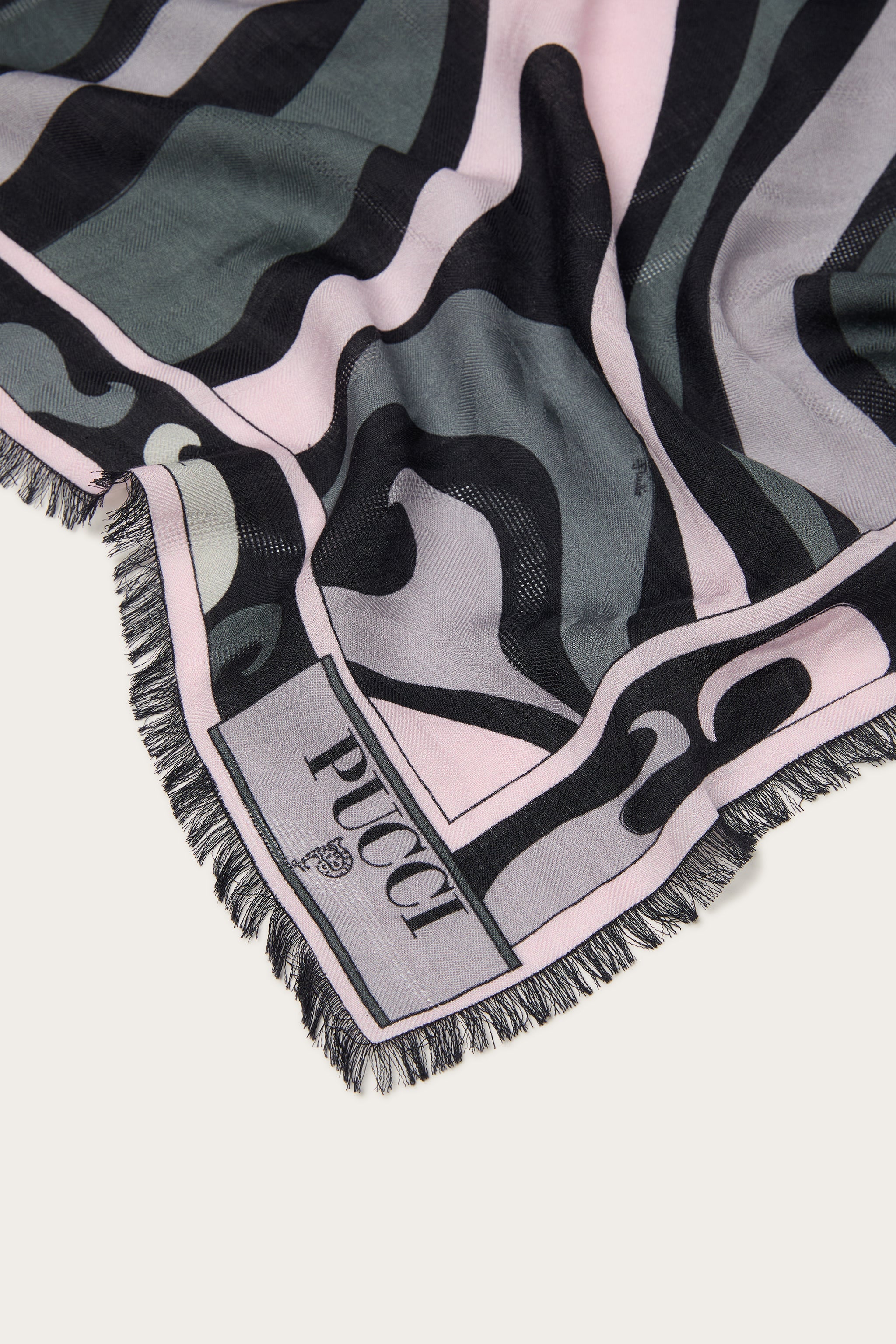 Marmo Print Pashmina
 WOMAN Pucci