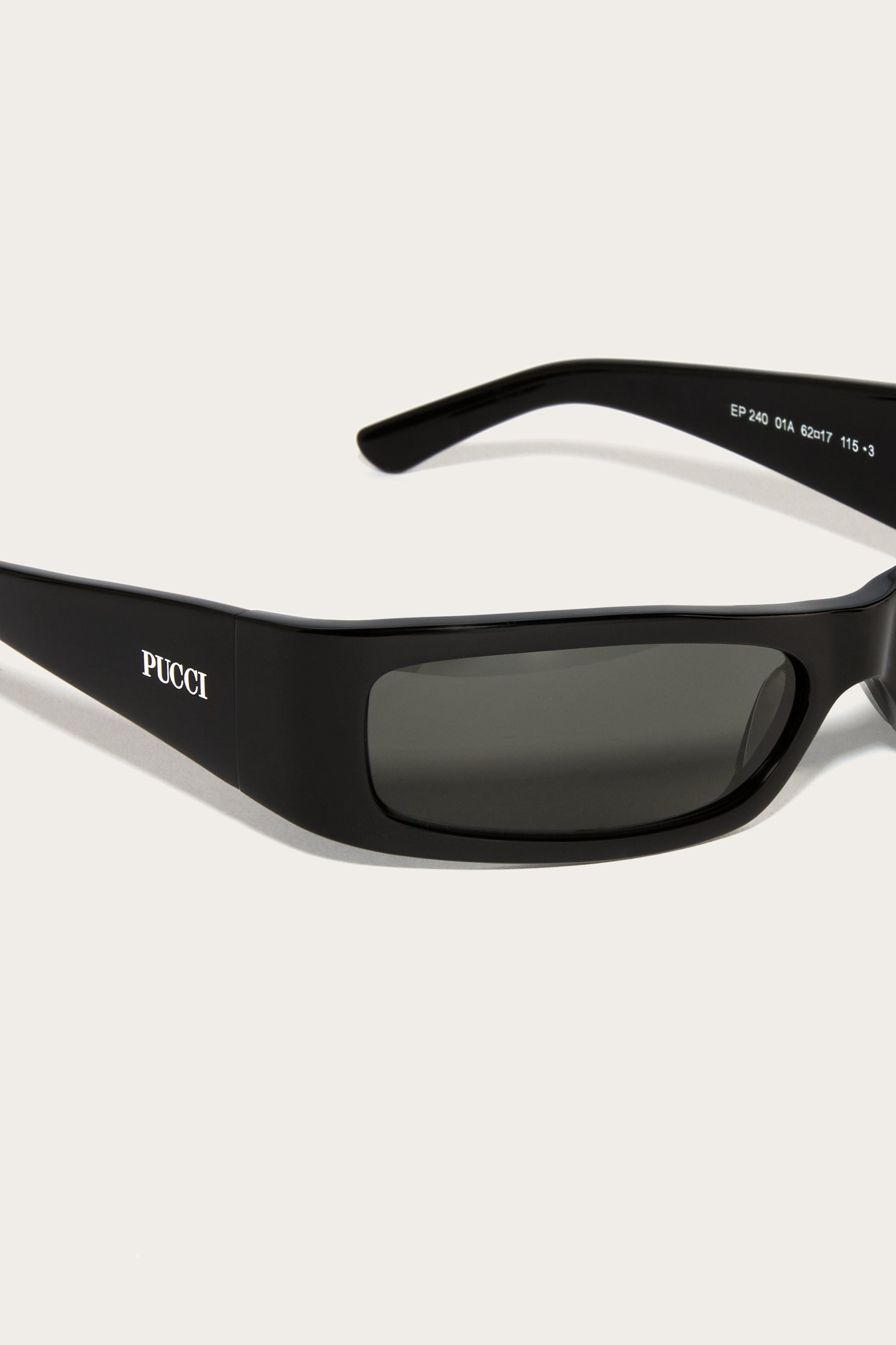 Rectangular sunglasses
 WOMAN Pucci