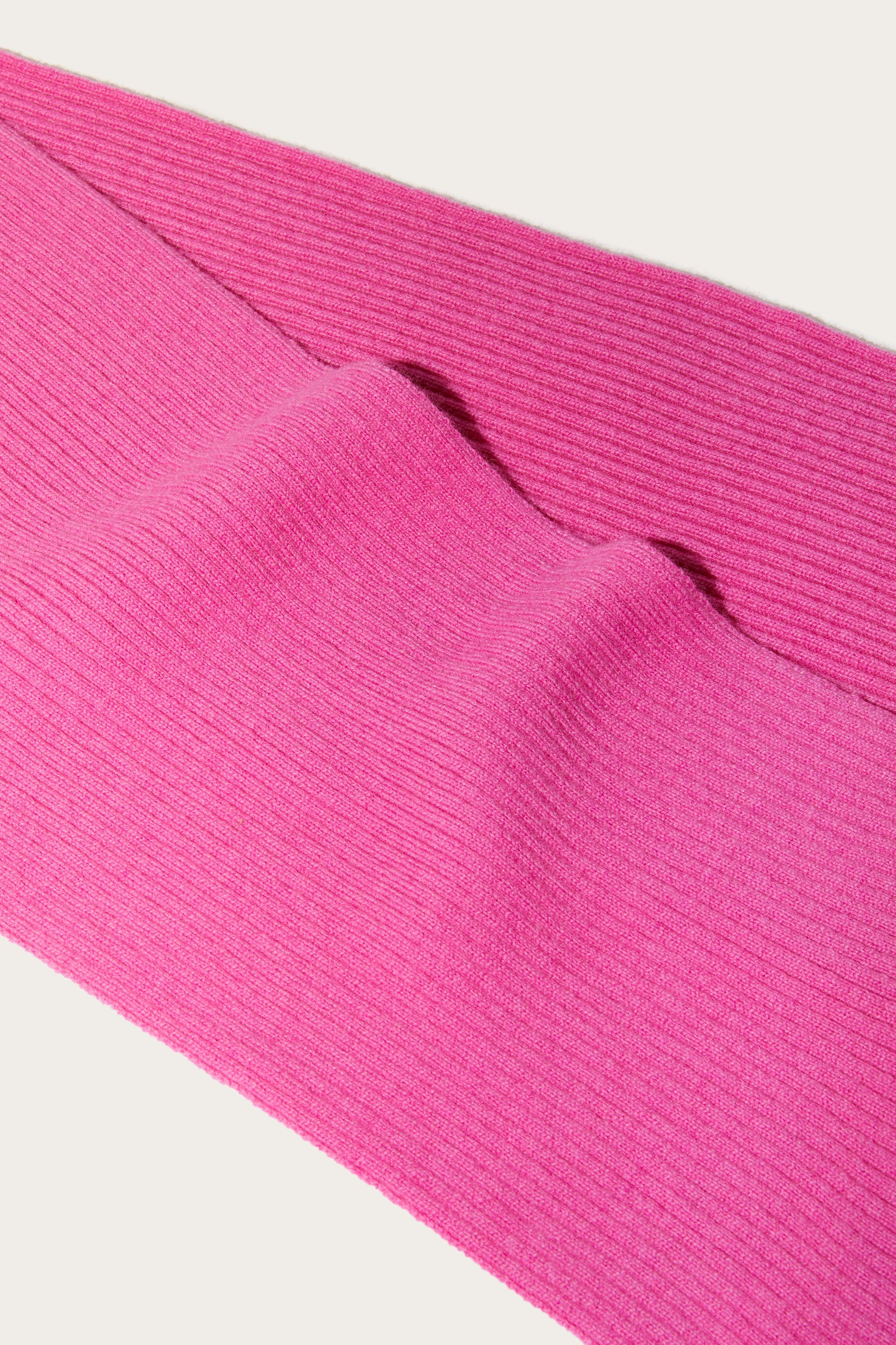 Logo-Intarsia Scarf
  Pucci